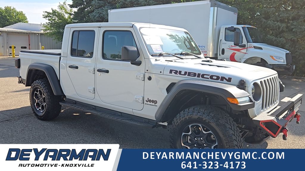 Bright White Clearcoat 2023 Jeep Gladiator Pickup Truck Four-Wheel Drive 8-Speed Automatic
