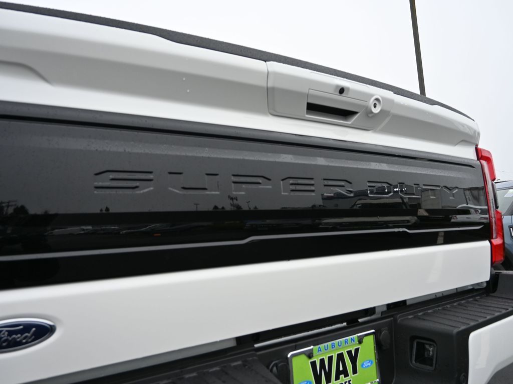 2026 Ford F-350 Platinum