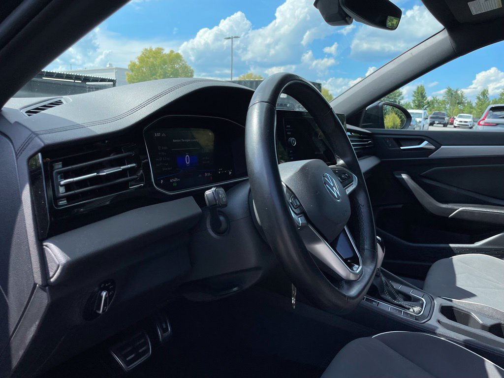 Thumbnail: 2025 Volkswagen Jetta - 26