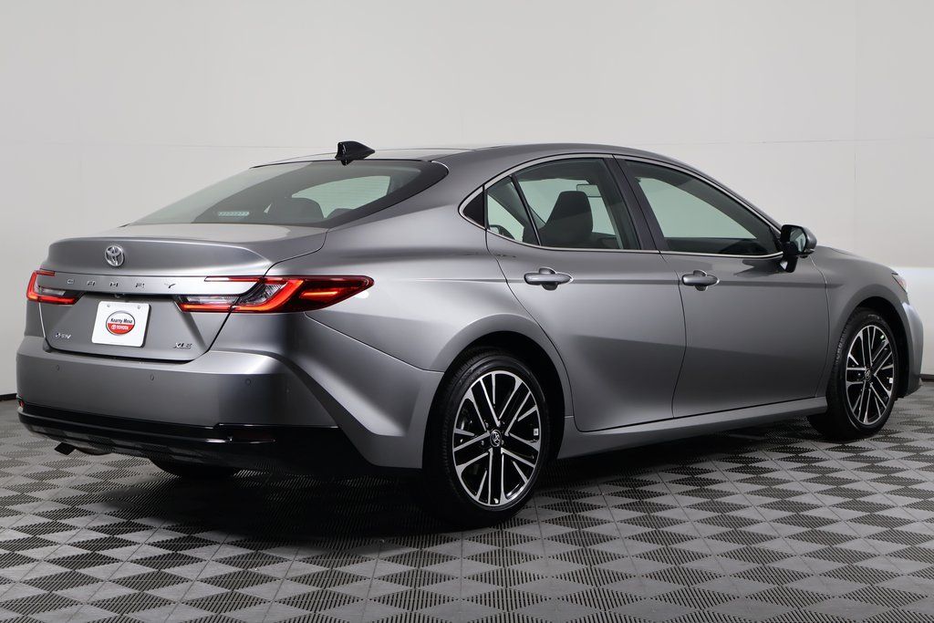 Thumbnail: 2025 Toyota Camry - 4