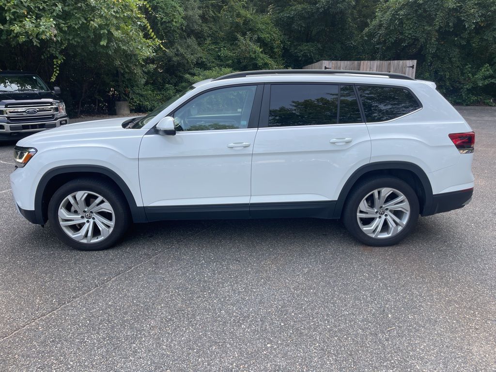 2022 Volkswagen Atlas 3.6L V6 SE w/Technology 7