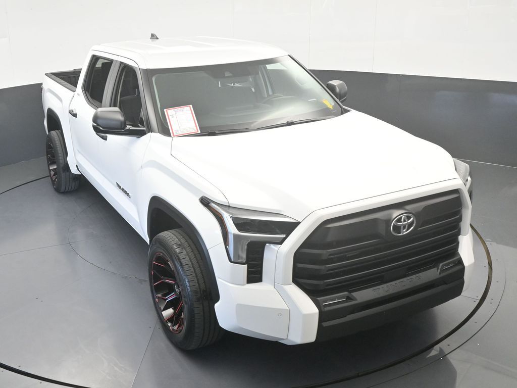 Used 2024 Wind Chill Pearl Toyota SR5 image 58