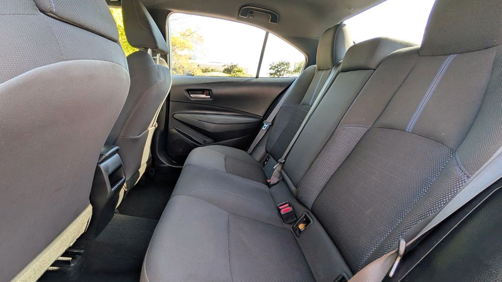 Used 2021 Toyota Corolla SE 4D Sedan