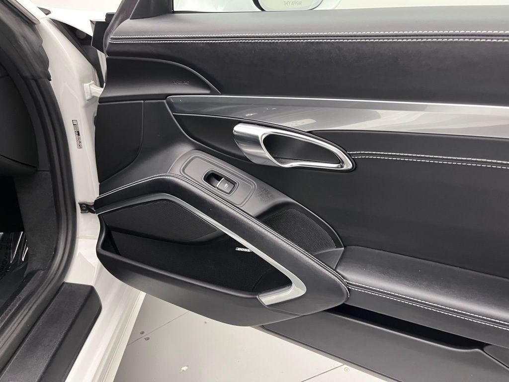 2015 Porsche 911 Targa 4S 27