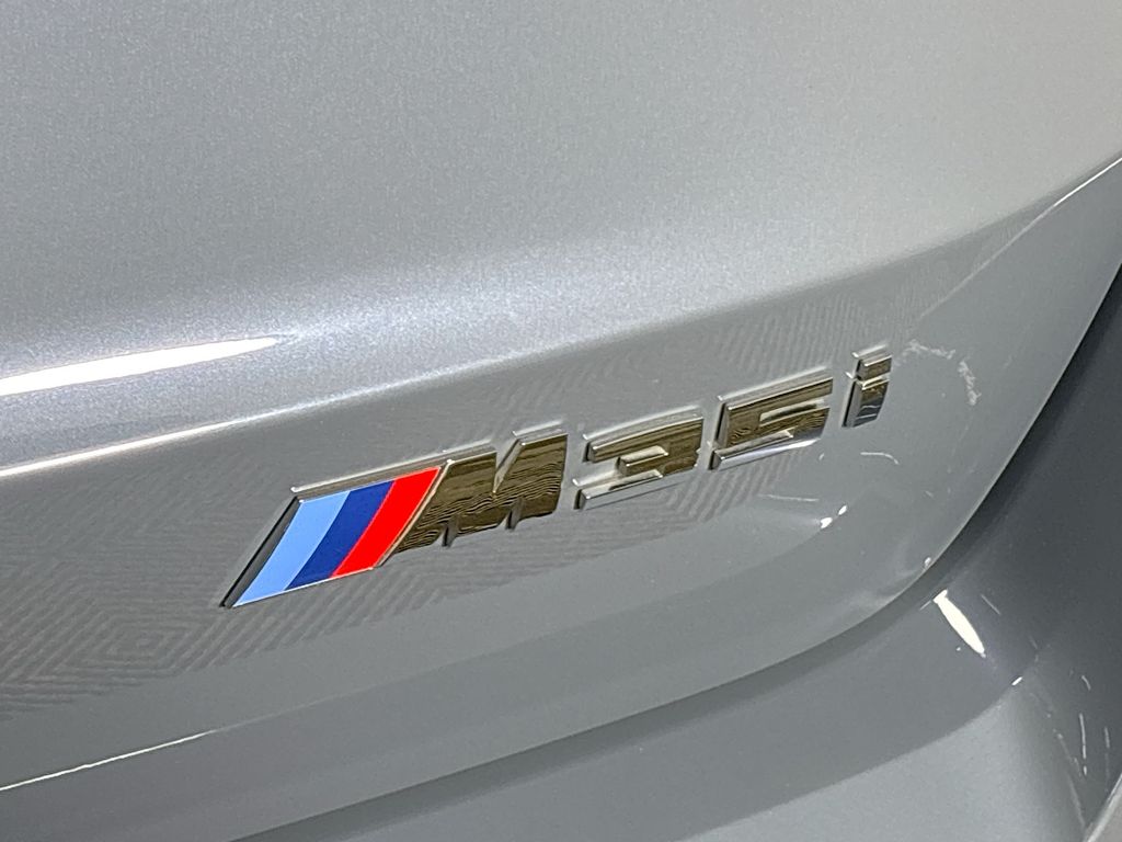 2024 BMW X1 M35i