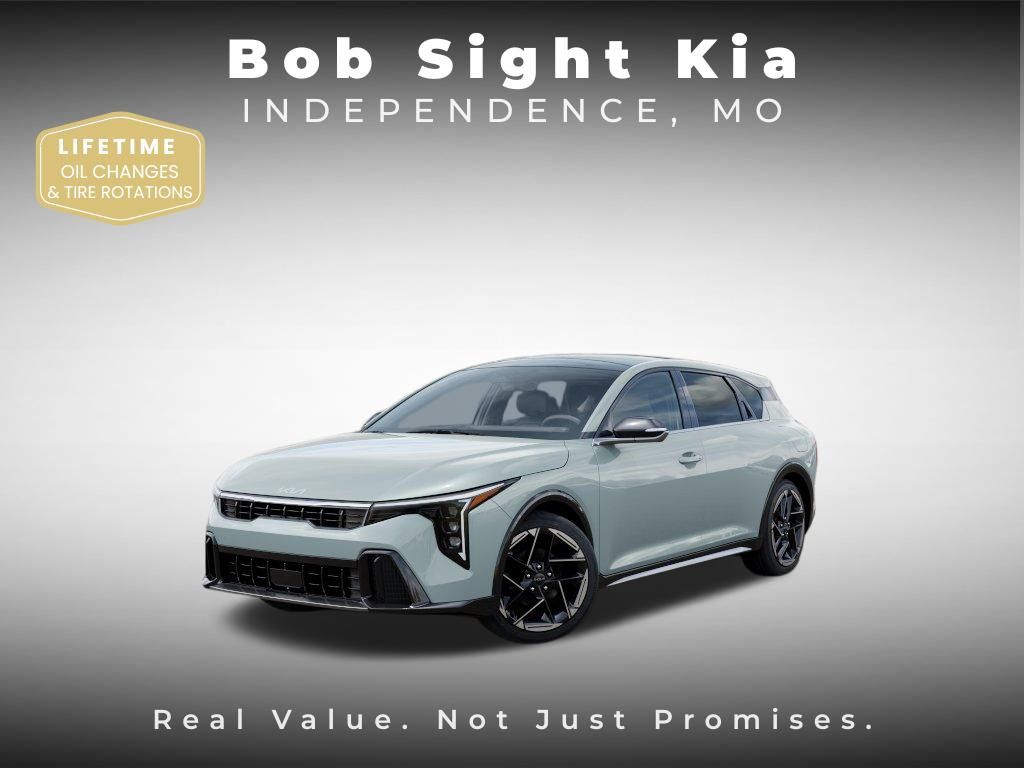 2026 Kia K4 GT-Line AT Hatchback's photo