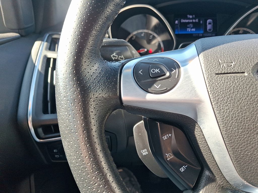 Thumbnail: 2013 Ford Focus - 21