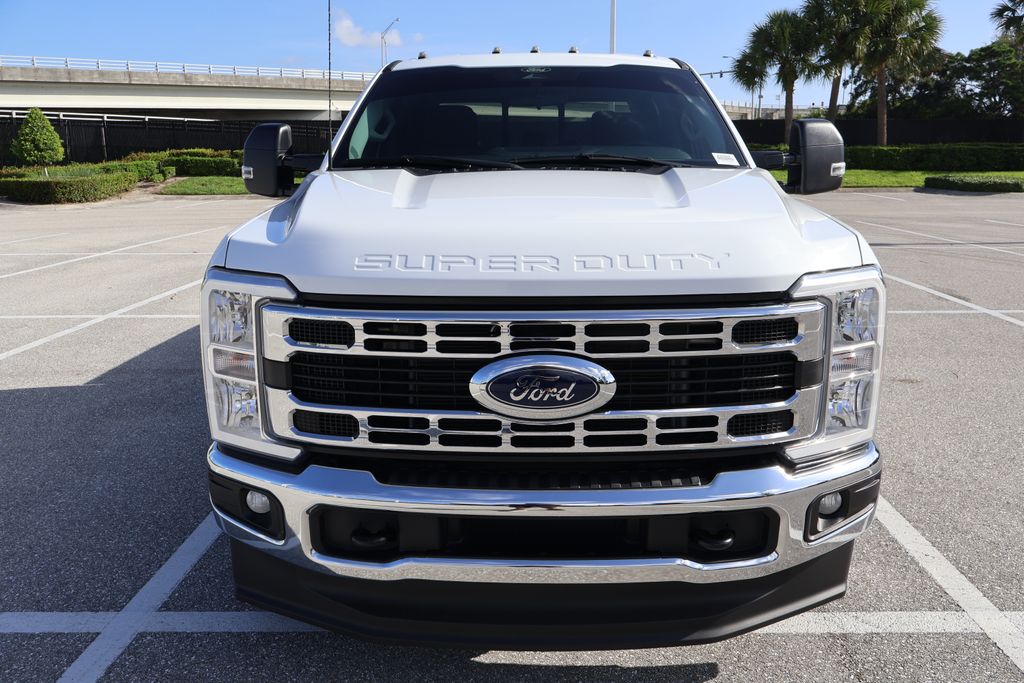 Thumbnail: 2024 Ford Econoline - 5