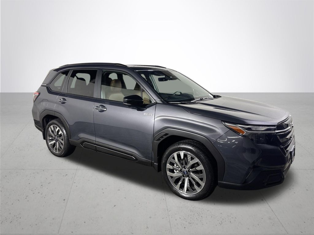 2025 Subaru Forester Touring photo 4