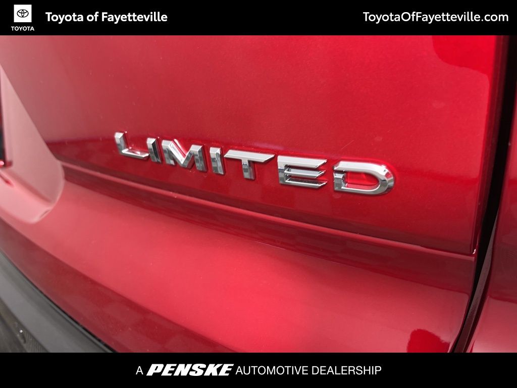 Thumbnail: 2025 Toyota Crown Signia - 18