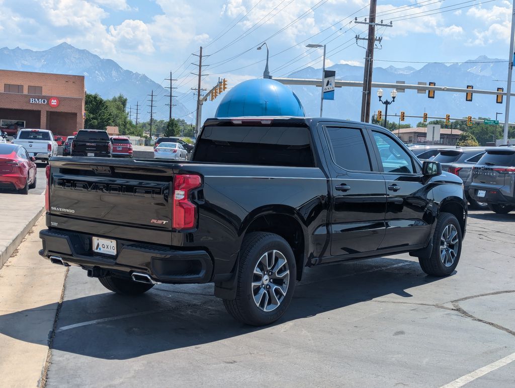 2022 Chevrolet Silverado 1500 RST 4