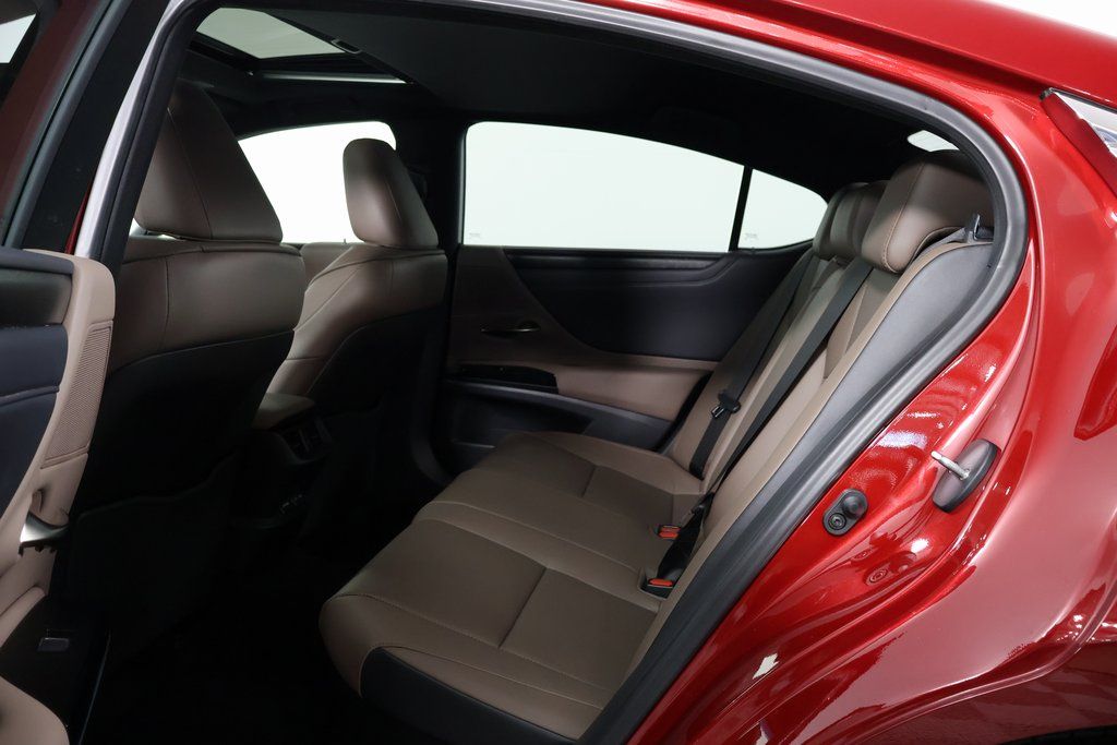 Thumbnail: 2025 Lexus ES - 11