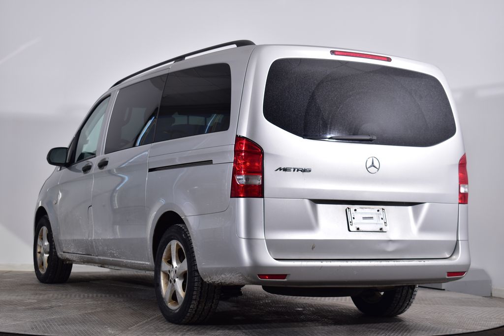 Thumbnail: 2016 Mercedes-Benz Metris - 3