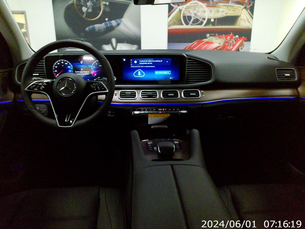 Thumbnail: 2026 Mercedes-Benz GLE - 15