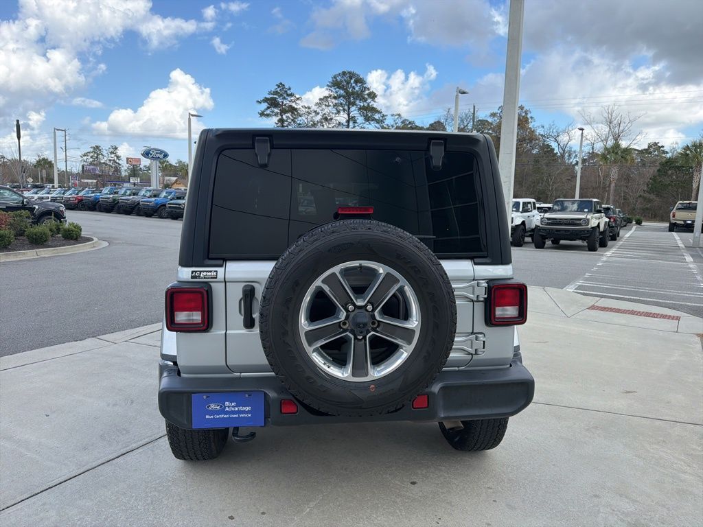 2022 Jeep Wrangler Unlimited Sahara 4x4
