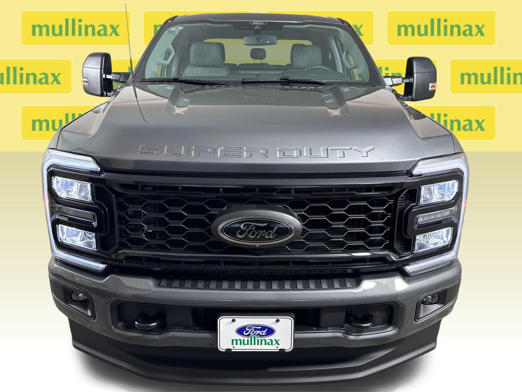 New 2026 Gray Ford XLT image 18