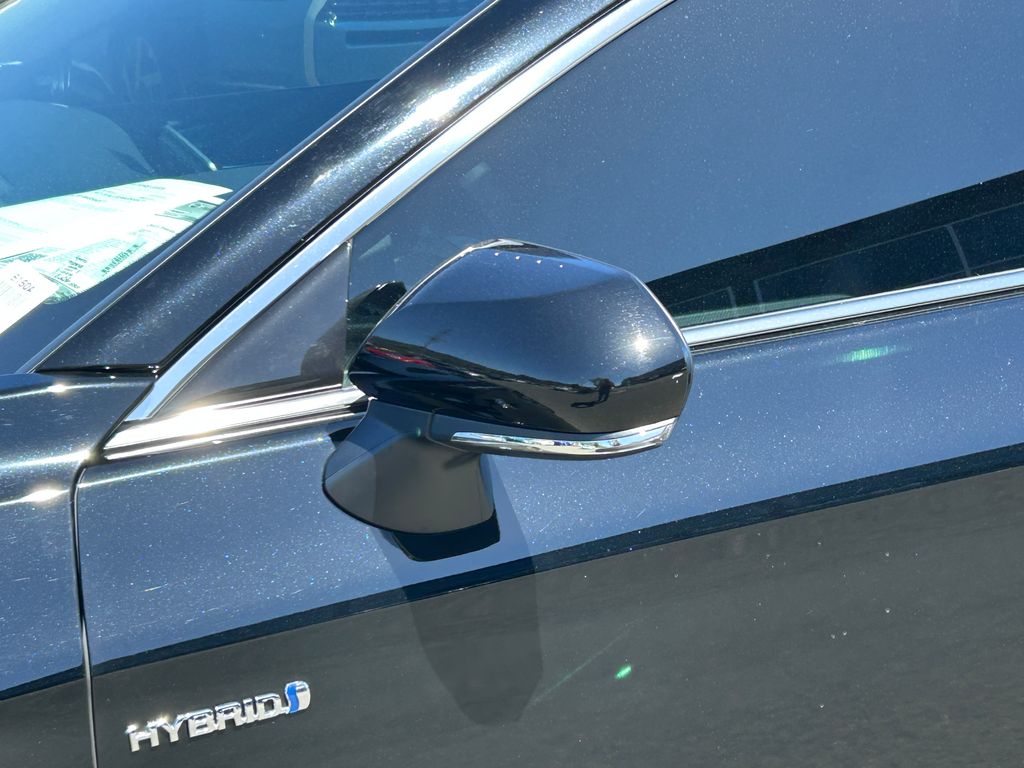 Thumbnail: 2019 Toyota Avalon - 10