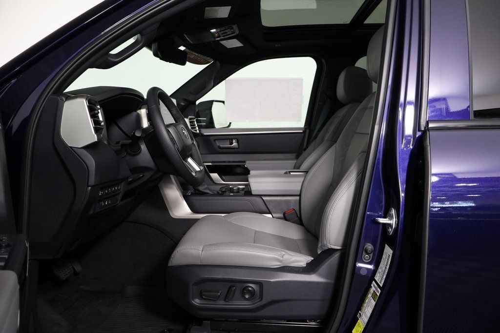 Thumbnail: 2025 Toyota Tundra - 10