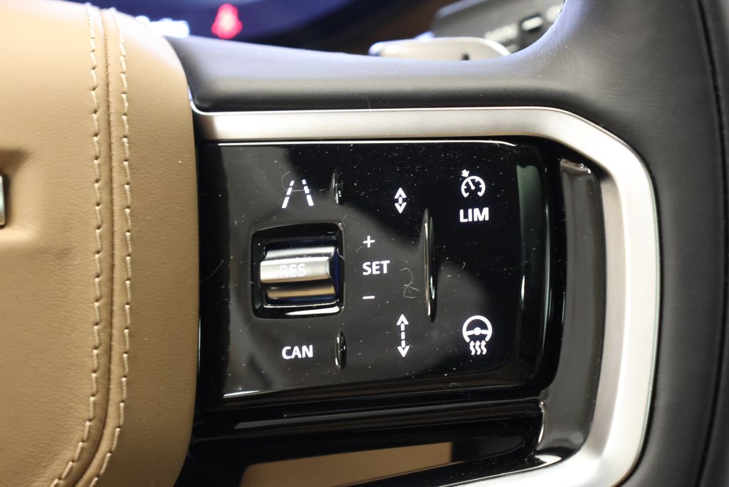Thumbnail: 2026 Land Rover Range Rover Sport - 19