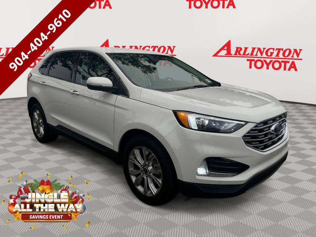 2024 Ford Edge Titanium's photo