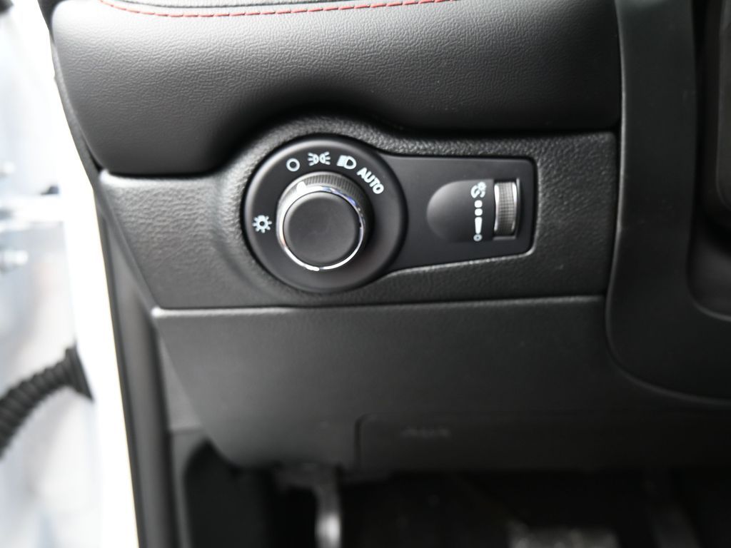 New 2026 White Knuckle Clearcoat Dodge GT HEMI V8 image 28