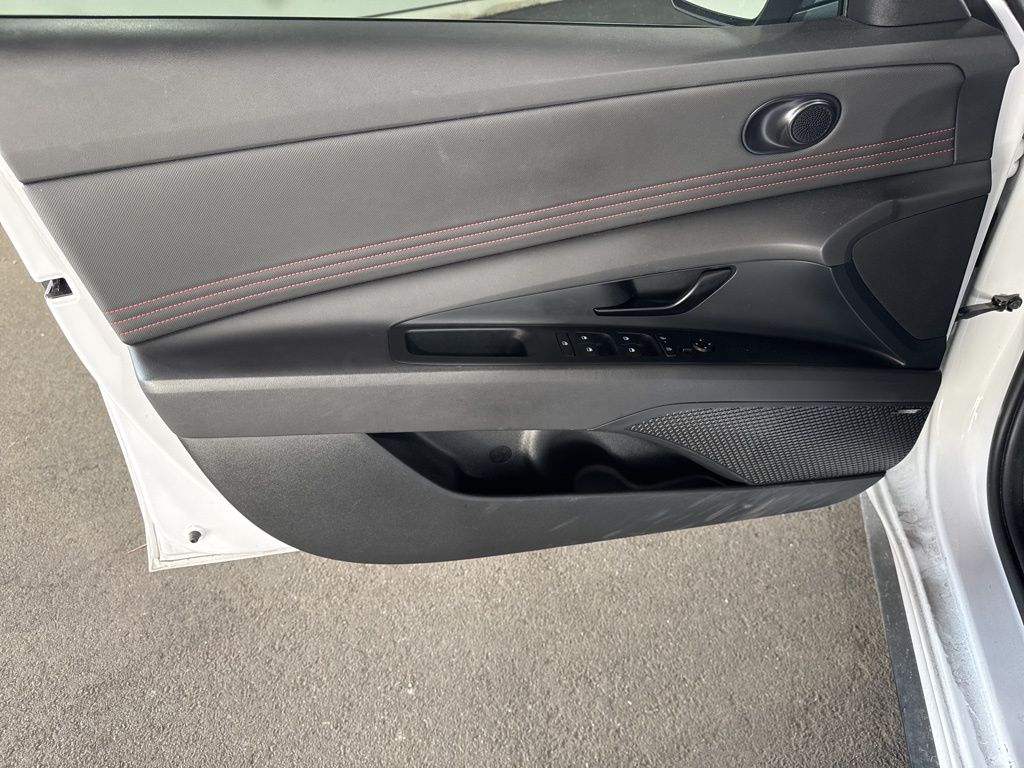 Thumbnail: 2024 Hyundai Elantra - 24