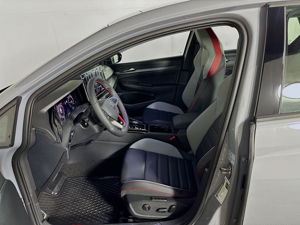 2025 Volkswagen Golf GTI 2.0T SE