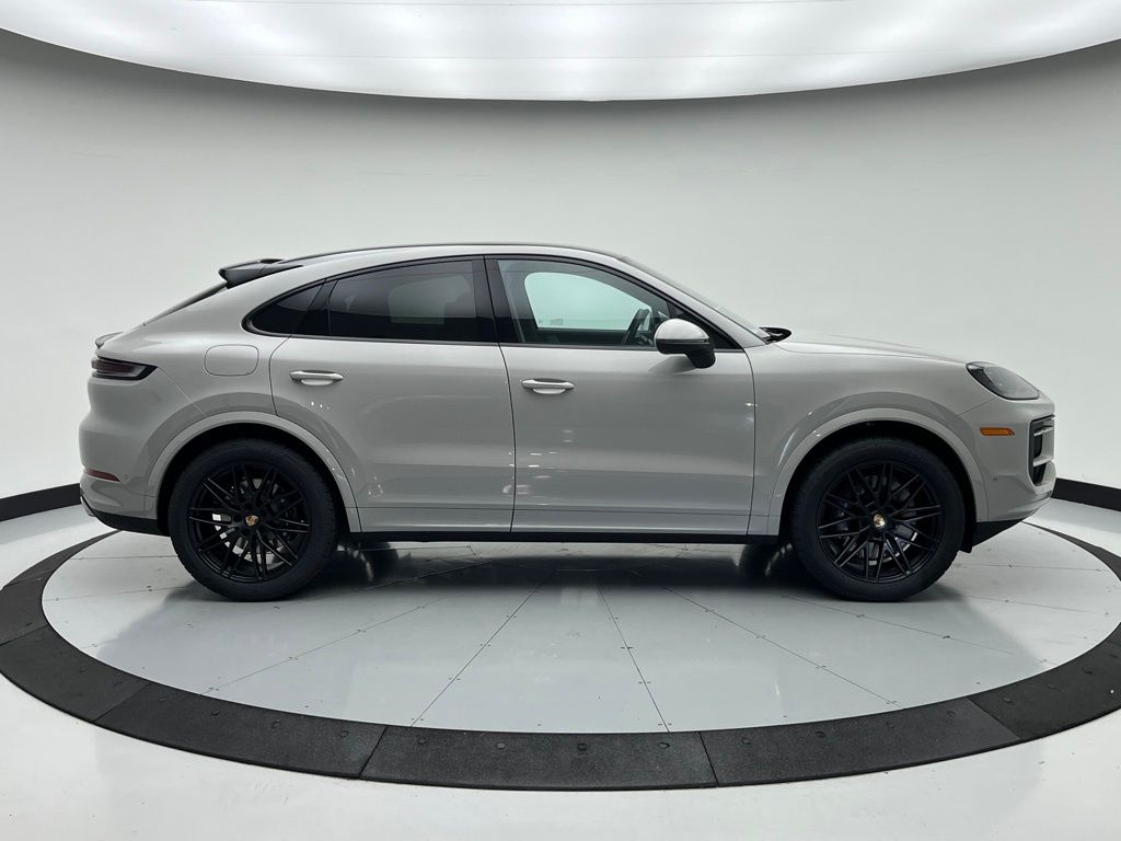 Thumbnail: 2026 Porsche  - 8