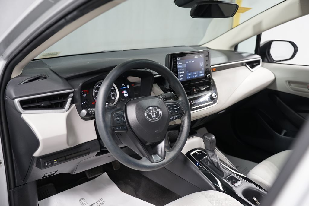 2022 Toyota Corolla LE 11