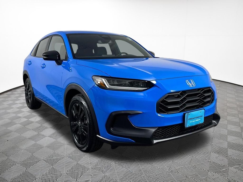 View vehicle photo 4