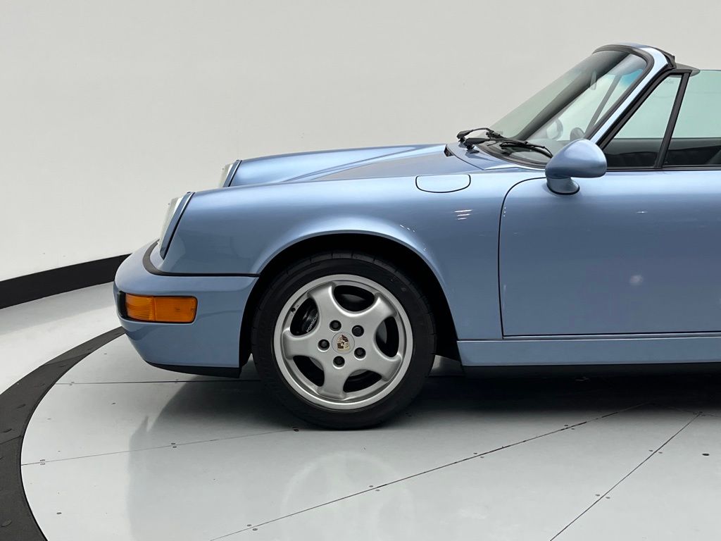 Thumbnail: 1992 Porsche 911 - 27