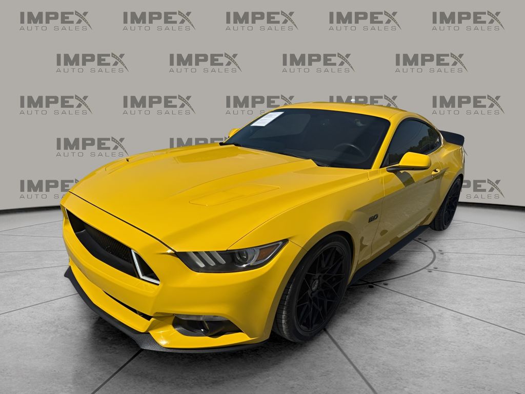 2017 Ford Mustang GT Coupe's photo