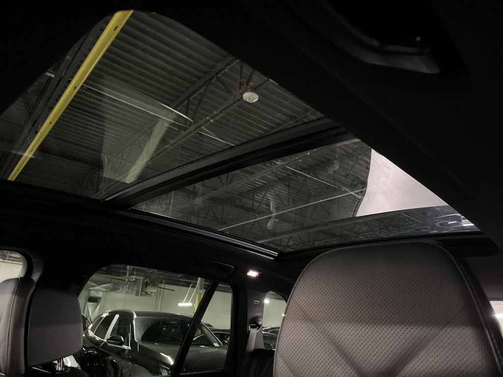 Thumbnail: 2026 BMW X5 - 22