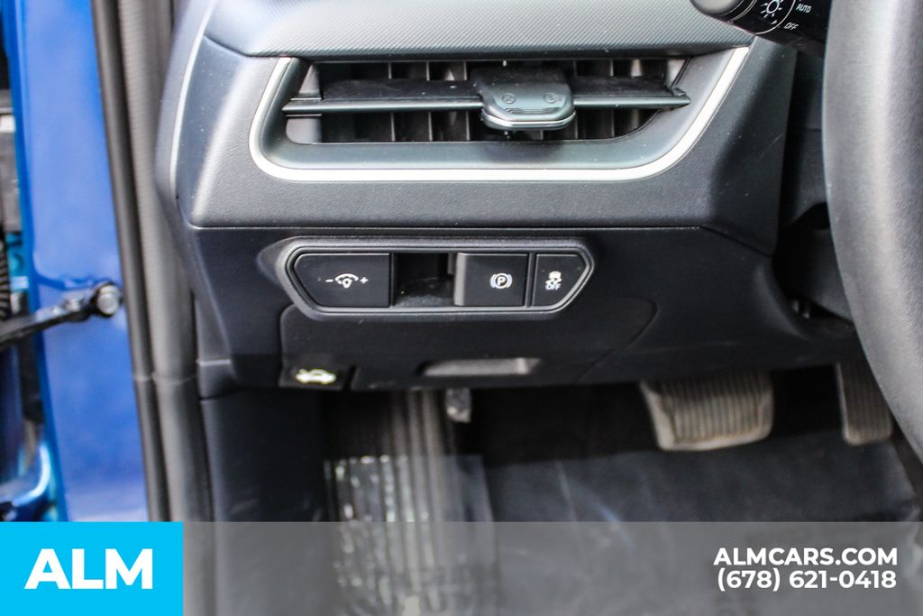 Used 2025 Blue Kia LXS image 31