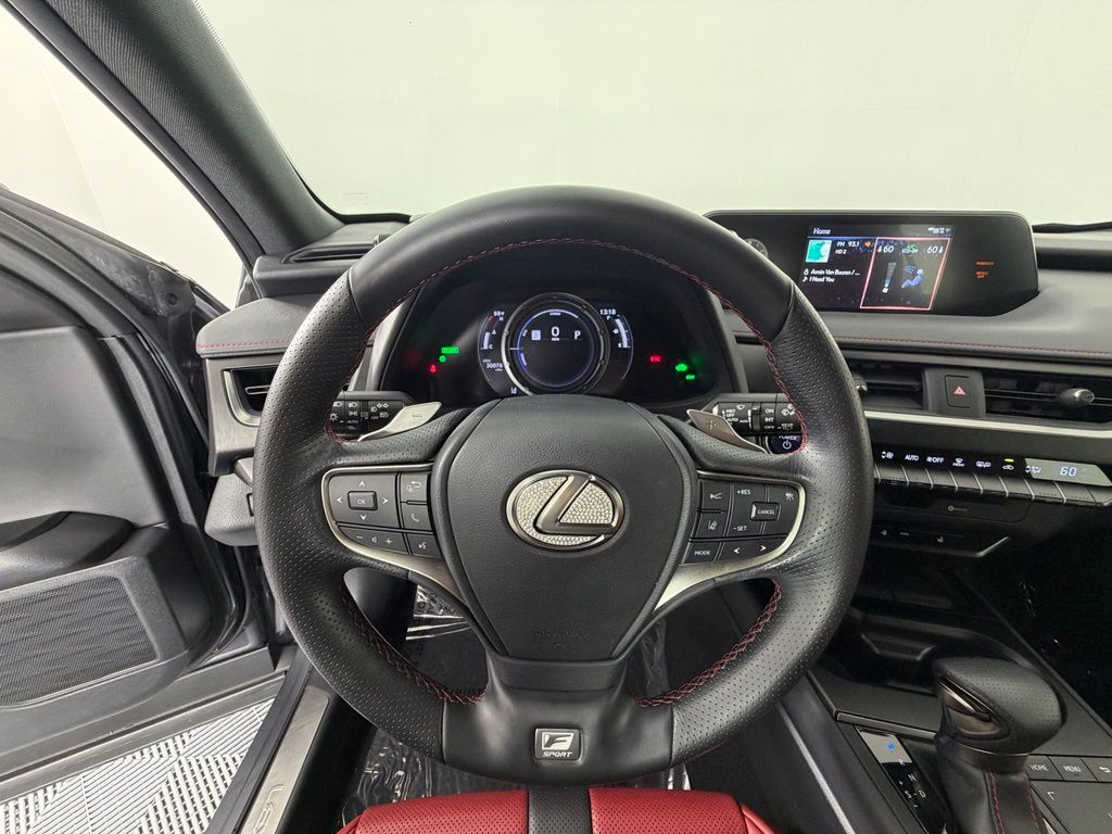 Thumbnail: 2021 Lexus UX - 22