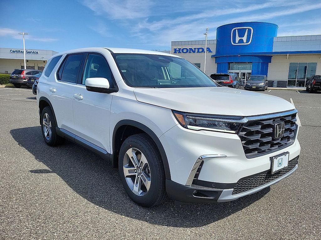 Thumbnail: 2025 Honda Pilot - 2