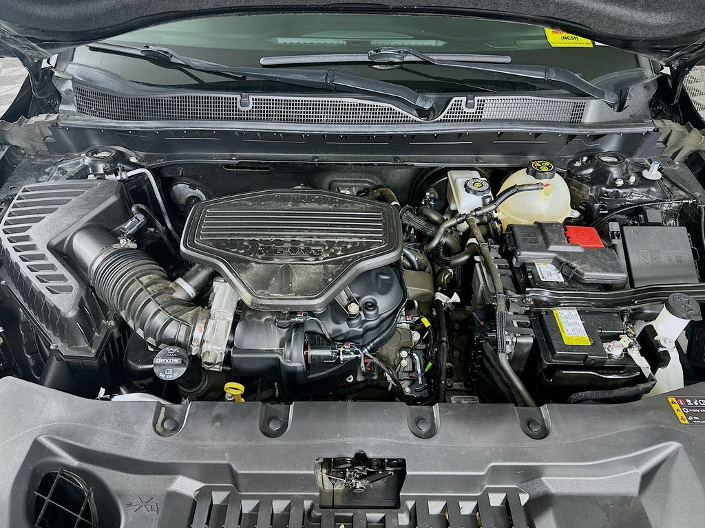 Used 2023 Black Chevrolet RS image 33