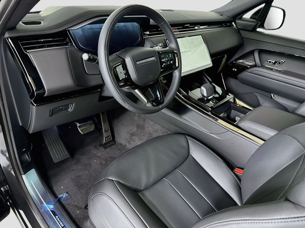 Thumbnail: 2026 Land Rover Range Rover Sport - 10