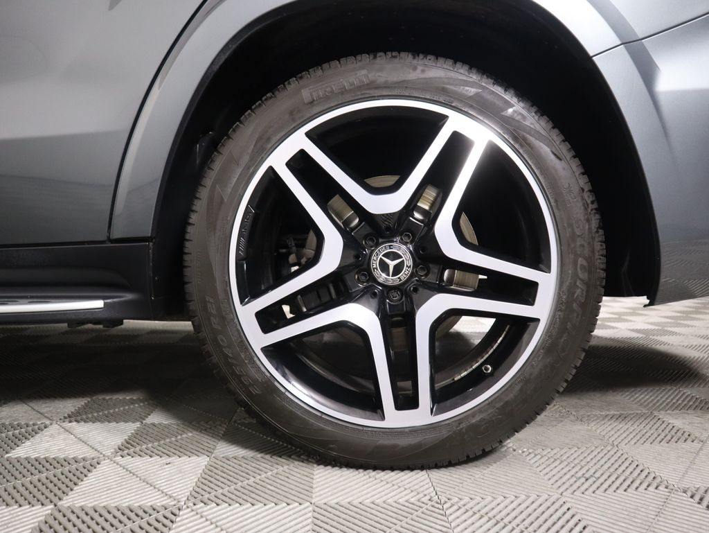 Thumbnail: 2018 Mercedes-Benz GLS - 31