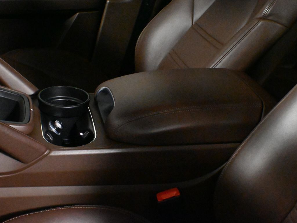 Thumbnail: 2022 Porsche Cayenne - 29