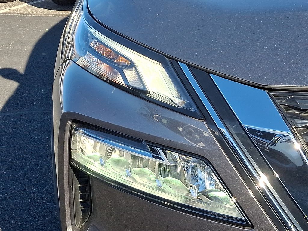 Thumbnail: 2023 Nissan Rogue - 9