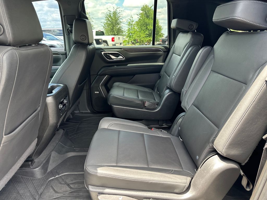 Used Car 2022 Chevrolet Suburban  Z71 For Sale Under $50,000 In Austin, Texas