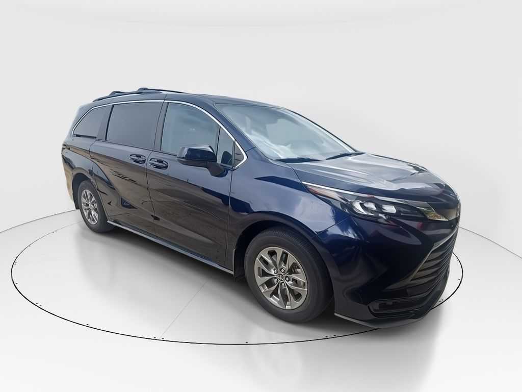 Blueprint 2024 Toyota Sienna Minivan Front-Wheel Drive Continuously Variable Transmission