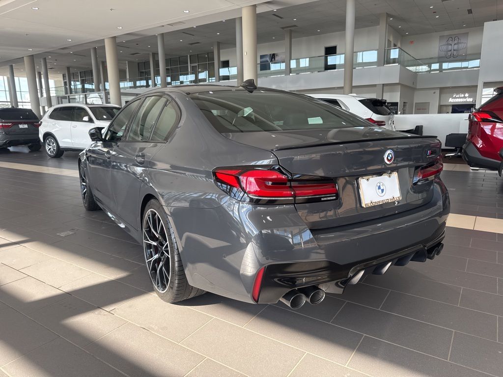 Thumbnail: 2022 BMW M5 - 7