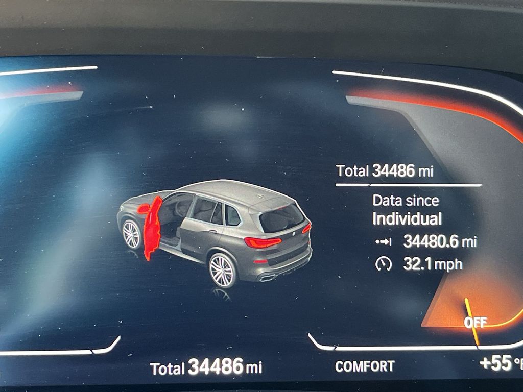 Thumbnail: 2022 BMW X5 - 15