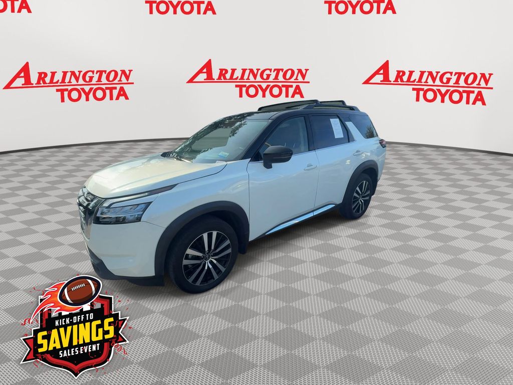 Used 2024 Nissan Pathfinder SUV