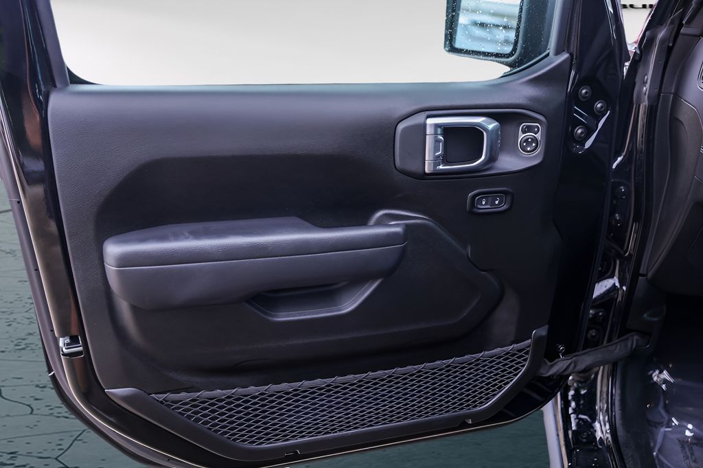 Used Car 2025 Jeep Wrangler  Rubicon 4xe For Sale Under $50,000 In Austin, Texas