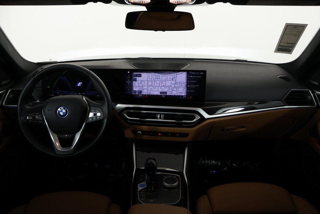 Thumbnail: 2023 BMW i4 - 8