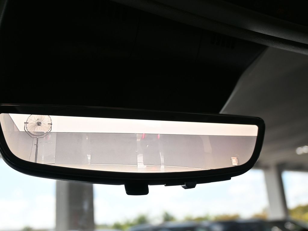 Used 2021 Black Raven Cadillac Sport Platinum image 24