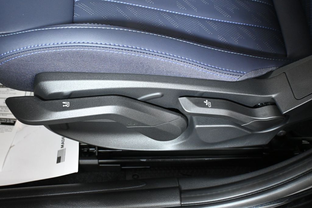 Thumbnail: 2026 MINI Cooper - 23